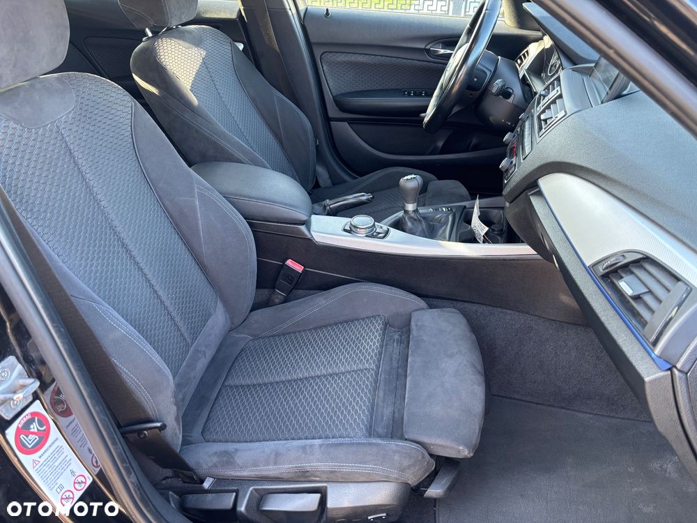 BMW Seria 1 125d Sport Line - 23