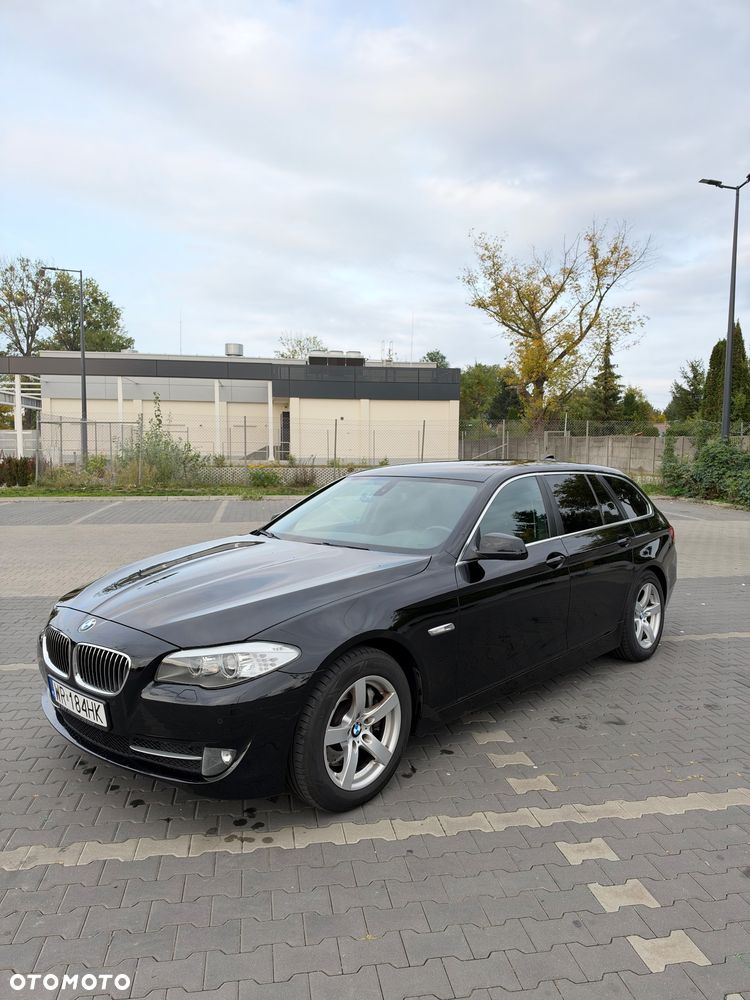 BMW Seria 5 525d - 1