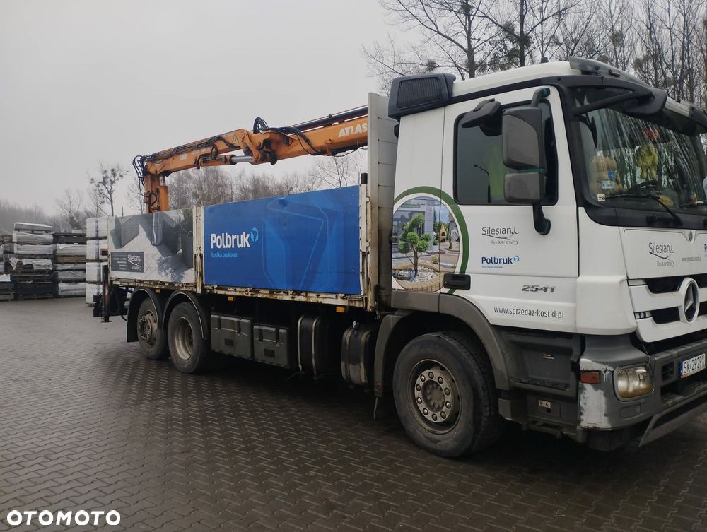 Mercedes-Benz ACTROS - 7