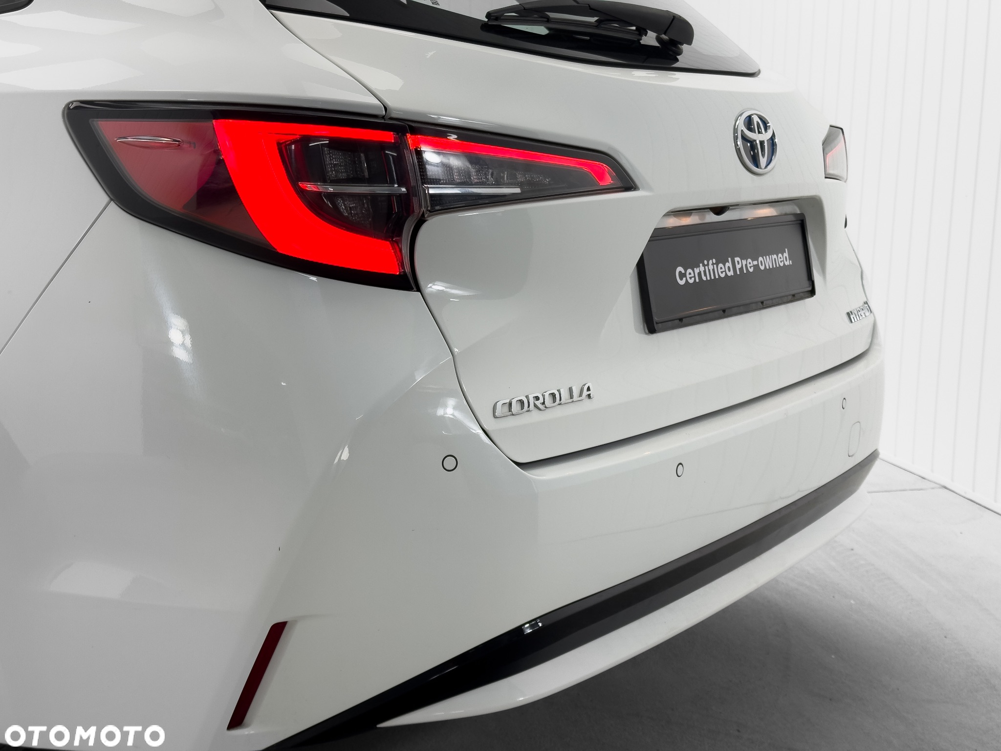 Toyota Corolla 1.8 Hybrid Active - 13