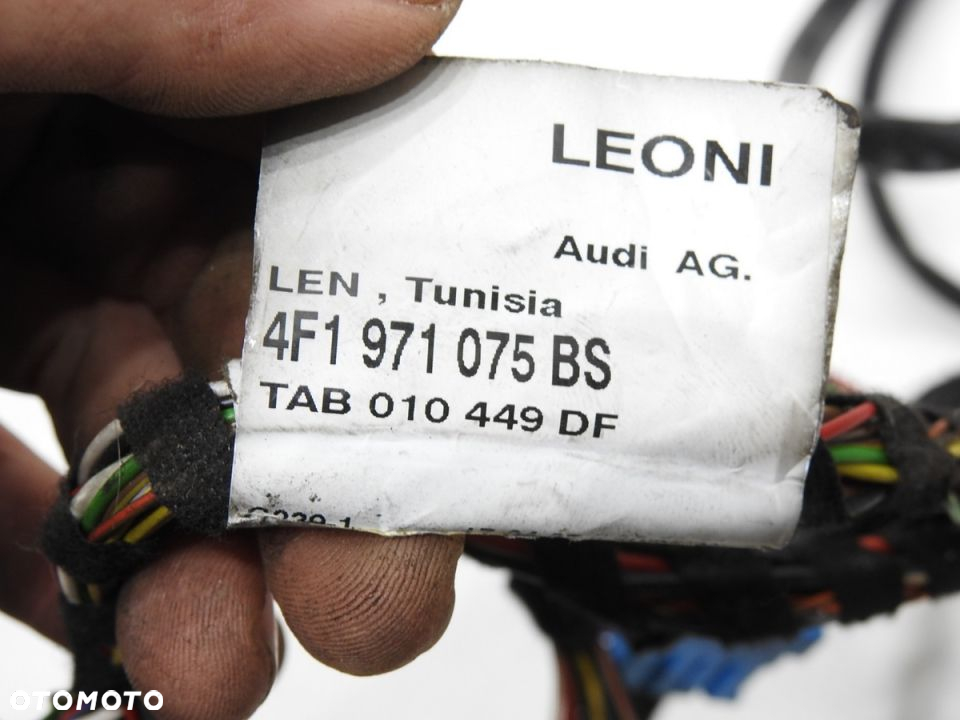 WIĄZKA INSTALACJA PODŁUŻNICY LEWA A6 C6 - 9