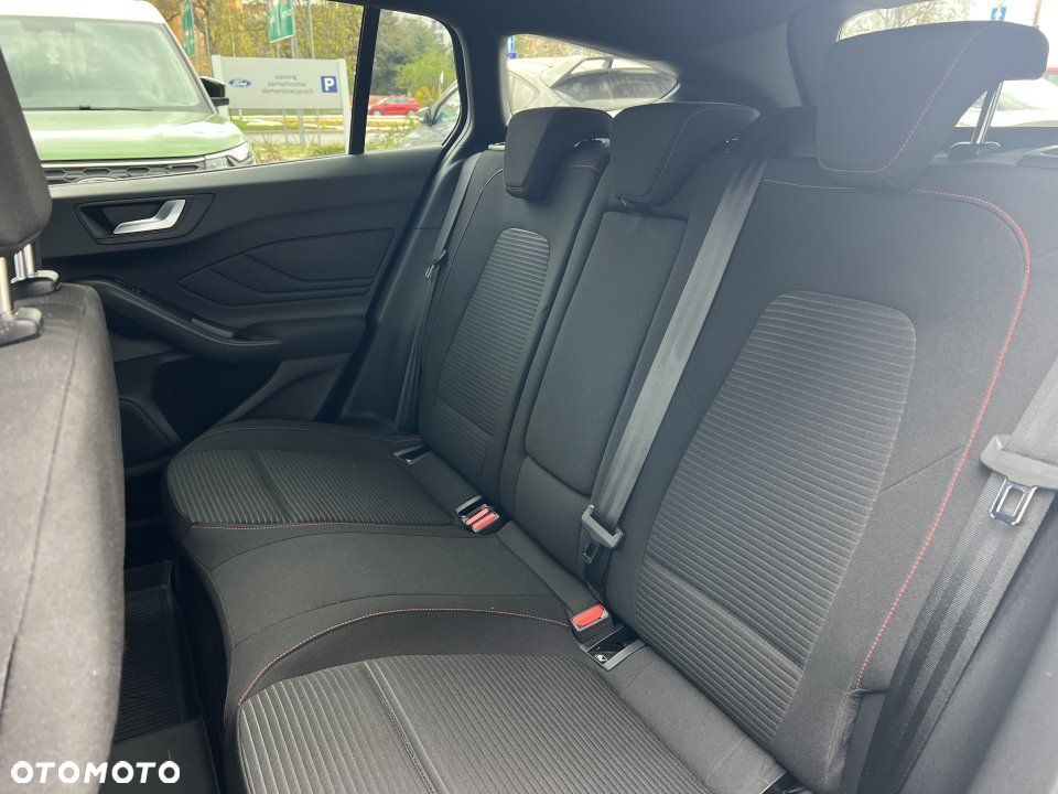 Ford Focus - 10