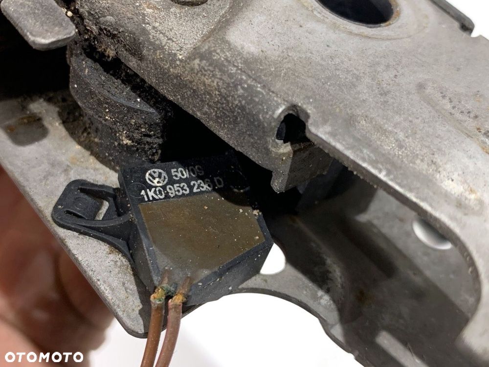 ZAMEK MASKI PRZÓD  PORSCHE PANAMERA (970) 2009 - 2017 4.8 4S 294 kW [400 KM] benzyna 2009 - 2013 - 4