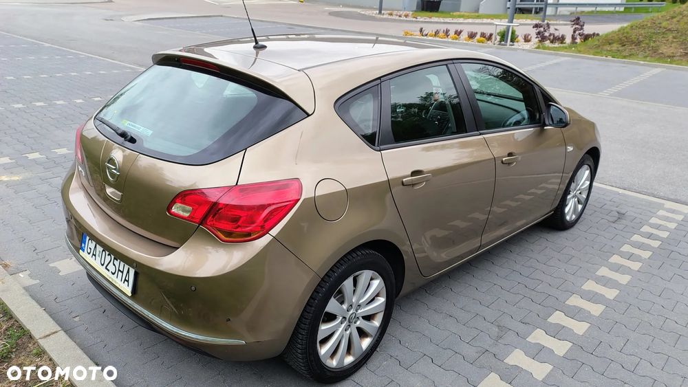Opel Astra 1.6 Enjoy - 7