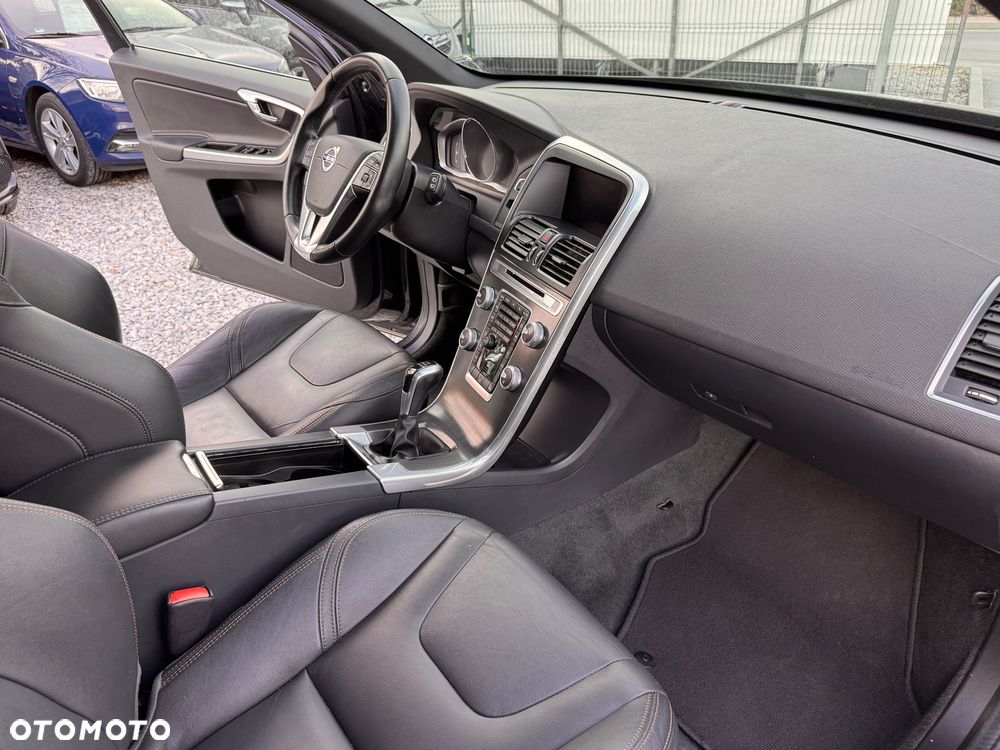 Volvo XC 60 D4 Summum - 27
