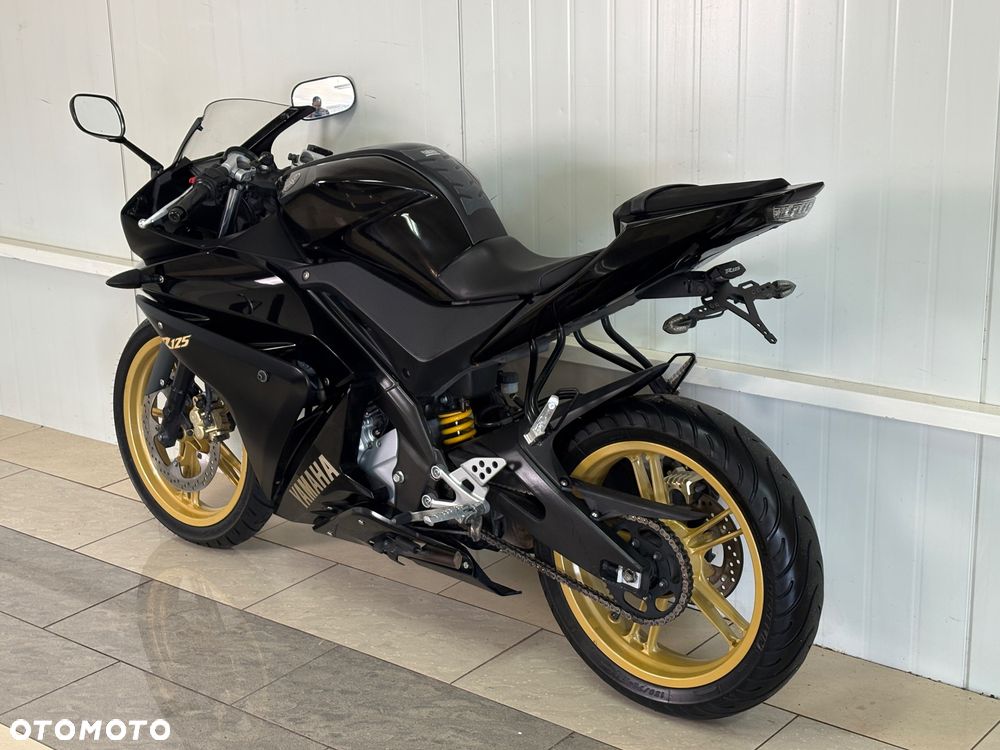 Yamaha YZF - 7