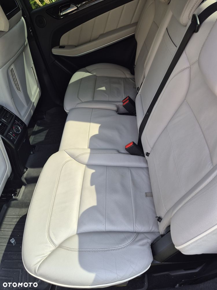 Mercedes-Benz GL - 6