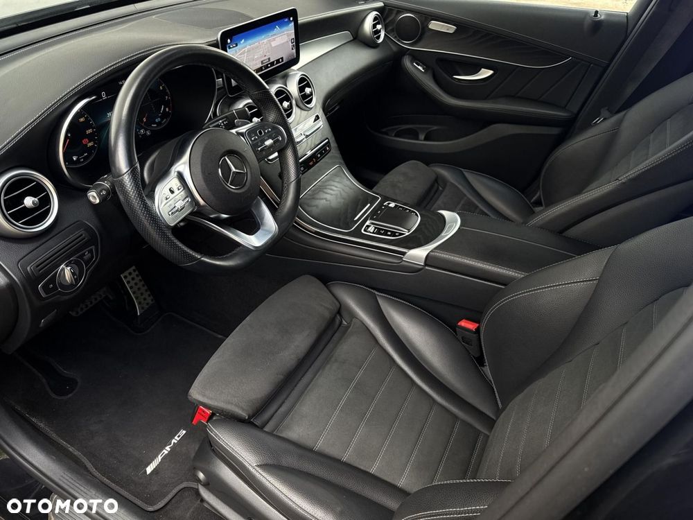 Mercedes-Benz GLC - 9