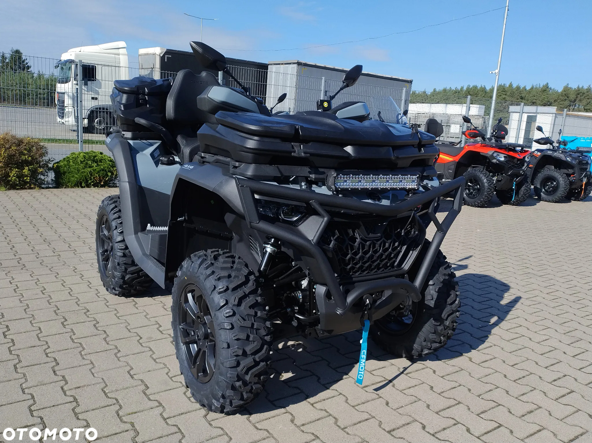 CFMoto CForce - 9