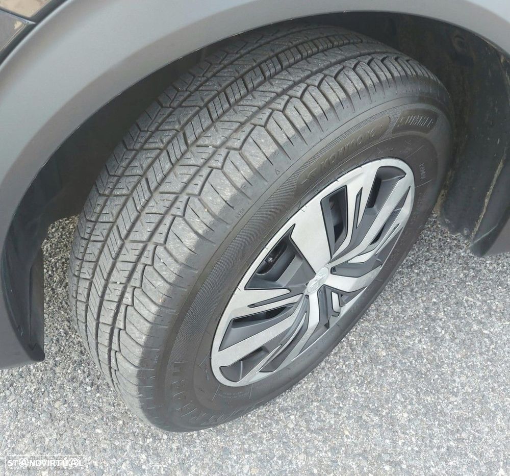Peugeot e-2008 50 kWh Active Pack — fotografia 19