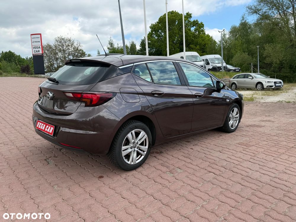 Opel Astra 1.4 T Enjoy - 21
