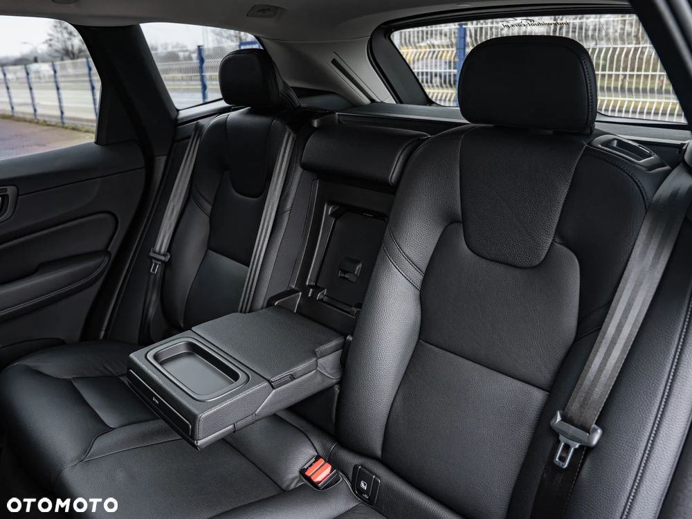 Volvo XC 60 B4 D Geartronic Inscription - 26