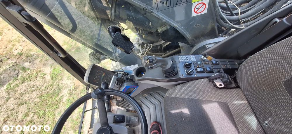 Volvo EW180D - 3