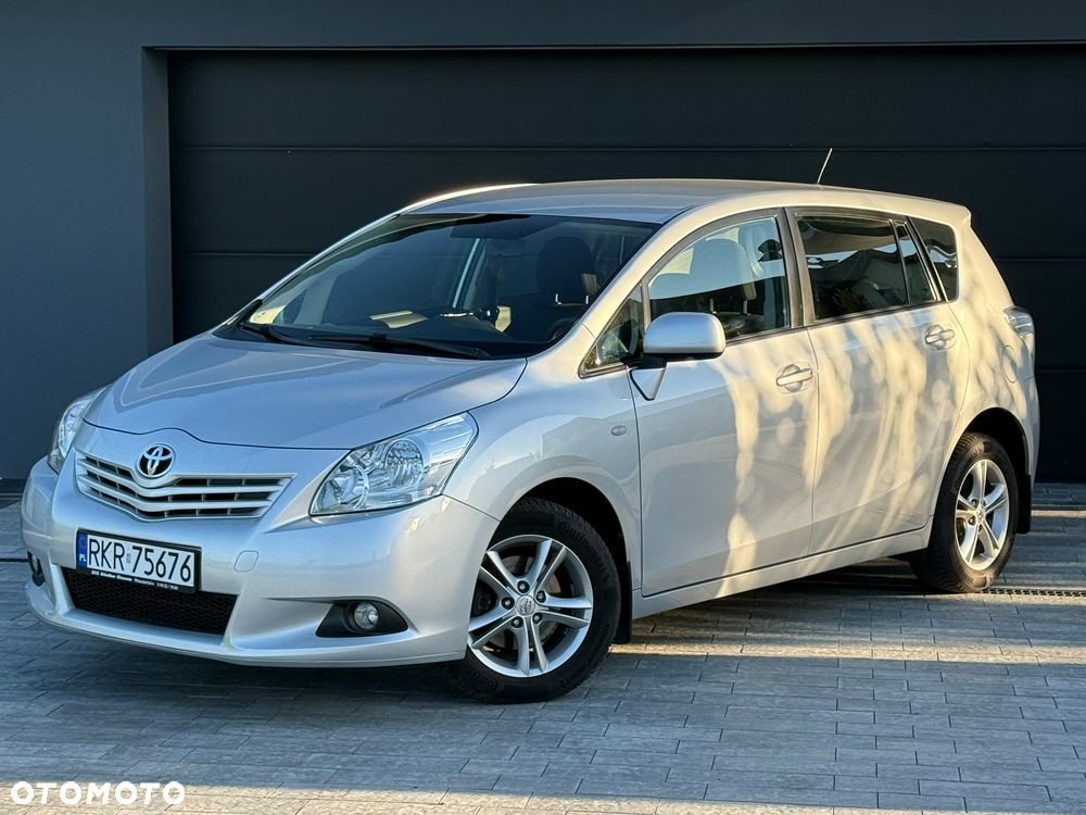 Toyota Verso 1.8 Sol - 6