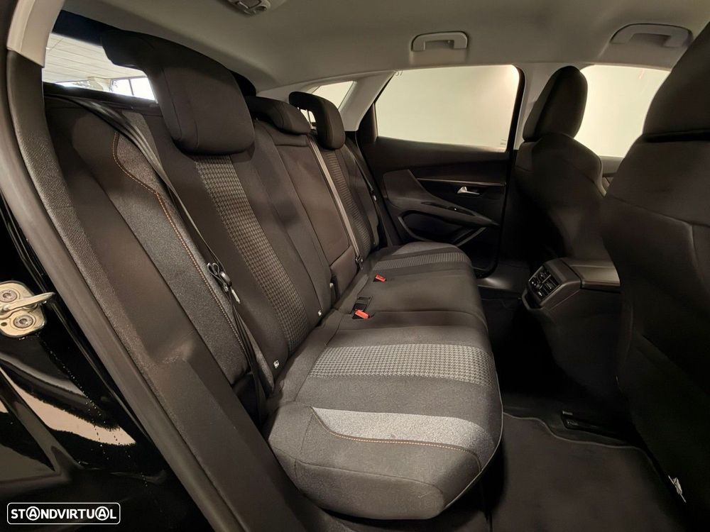 Peugeot 3008 1.5 BlueHDi Active - 21