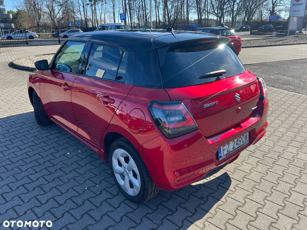 Suzuki Swift 1.2 Dualjet SHVS Premium Plus - 4