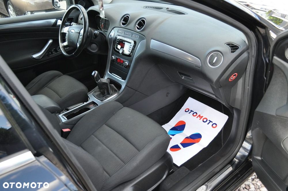 Ford Mondeo 2.0 Titanium - 28