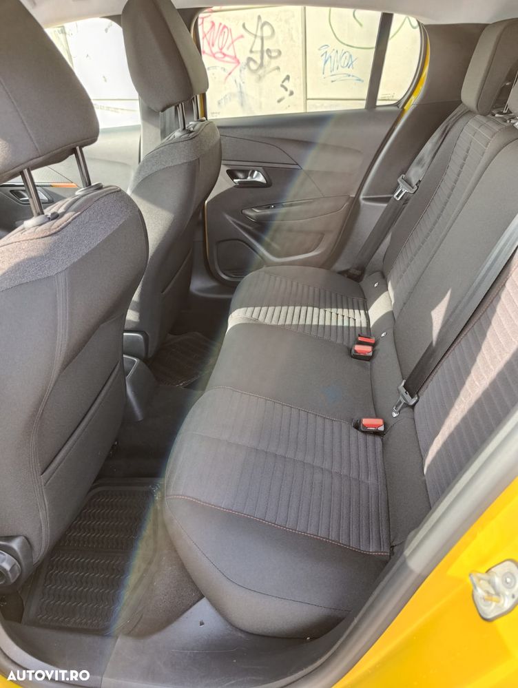 Peugeot 208 1.2 L PureTech STT EAT8 Active Pack - 13