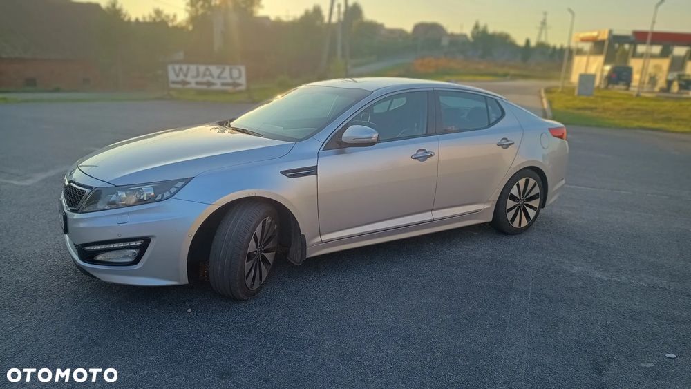 Kia Optima - 10