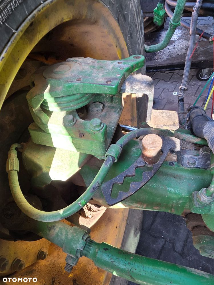 Szerokie błotniki przednie John Deere 7280R - 13