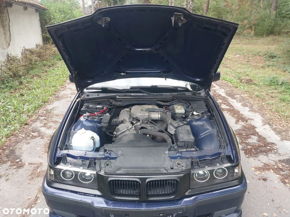 BMW Seria 3 316i - 16