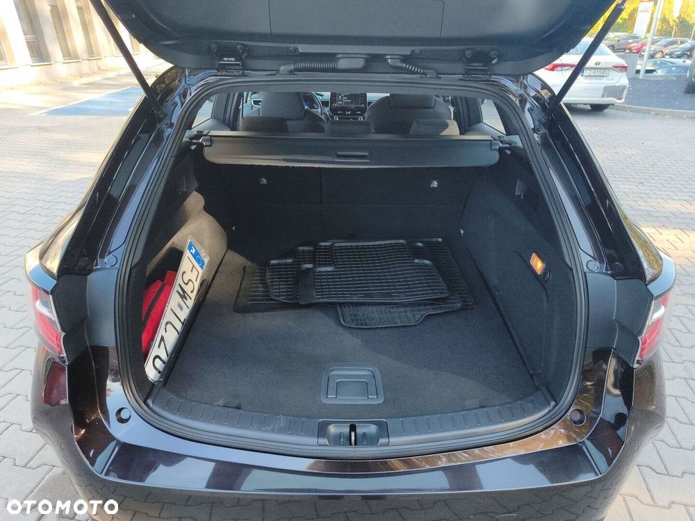 Toyota Corolla 2.0 Hybrid Comfort - 28
