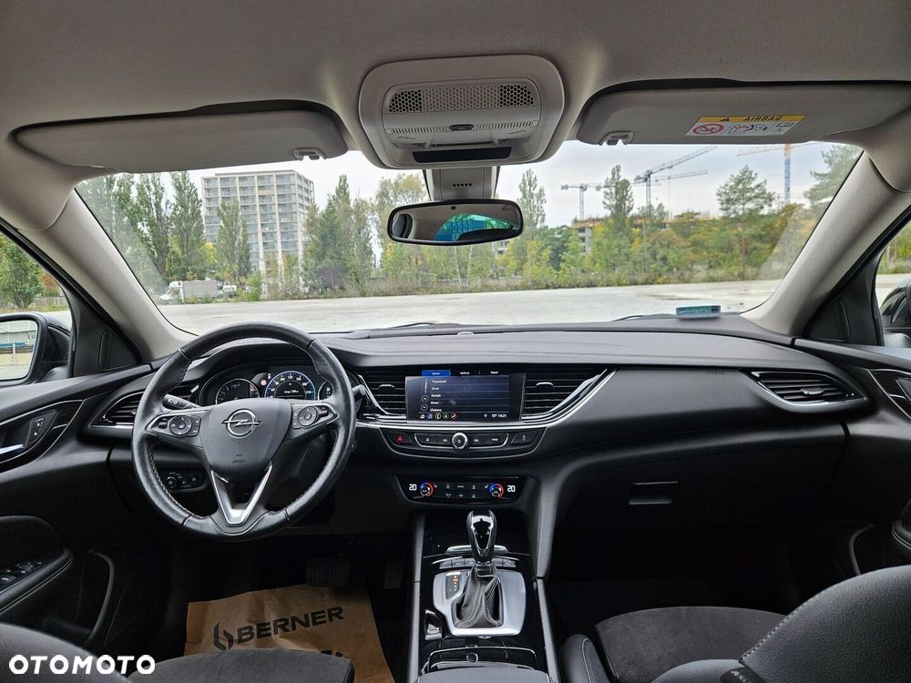 Opel Insignia 2.0 T Business Elegance S&S - 17