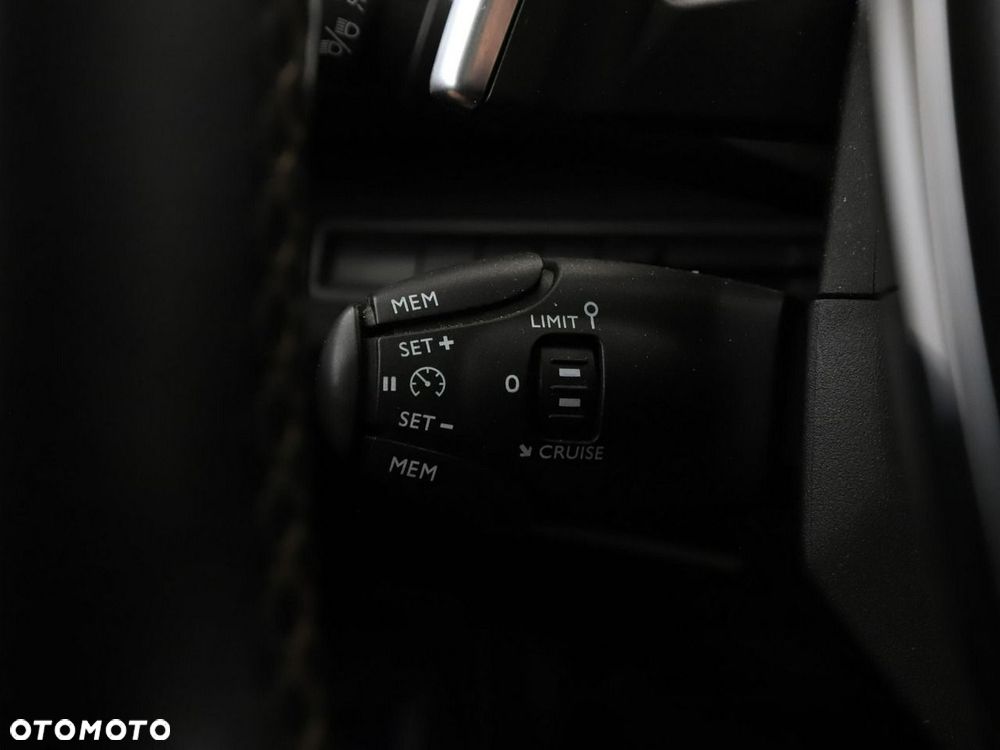 Peugeot 3008 2.0 BlueHDi GT S&S EAT6 - 36