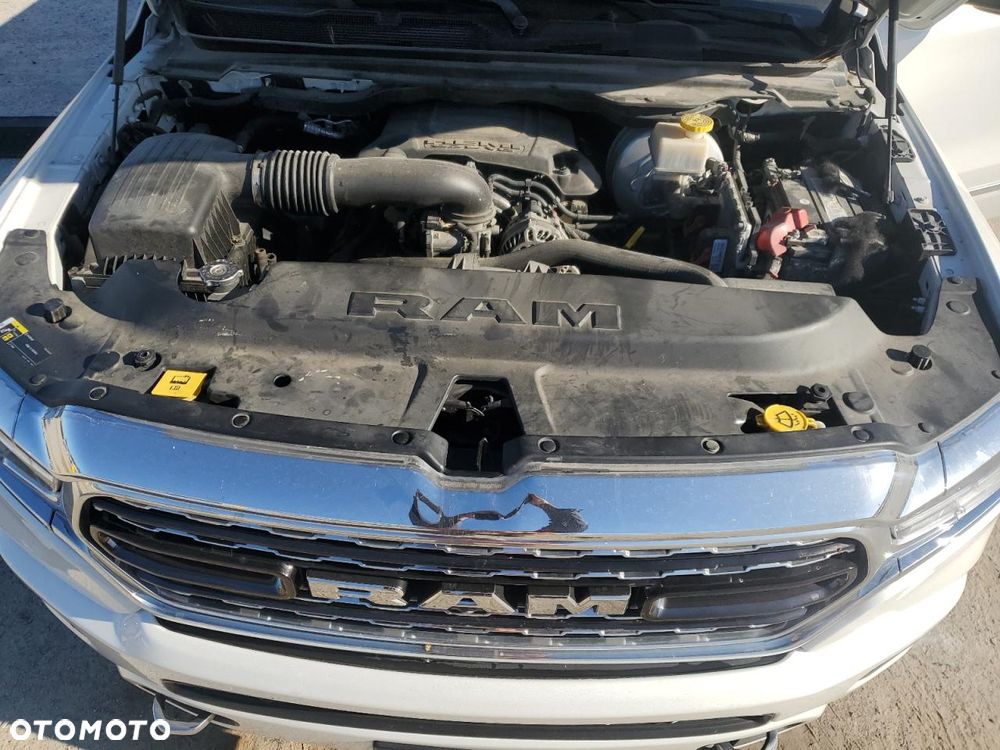 RAM 1500 5.7 Crew Cab Shortbed Limited Black - 12