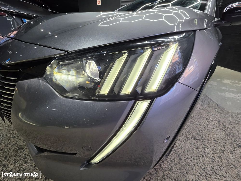 Peugeot e-208 50 kWh GT Line - 4