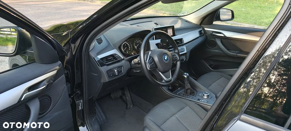 BMW X1 xDrive25e Advantage - 11