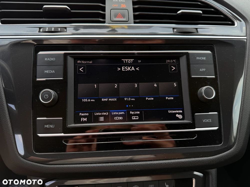 Volkswagen Tiguan Allspace 2.0 TSI 4Mot Highline DSG - 29