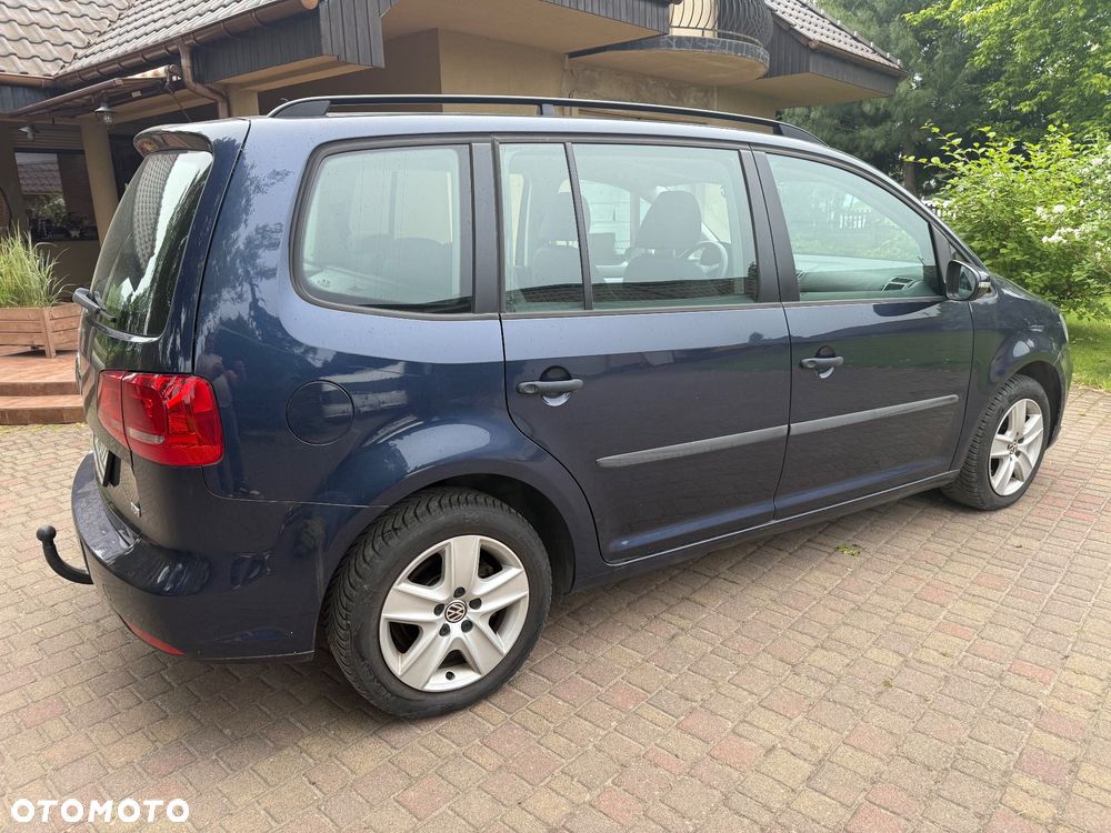 Volkswagen Touran 1.6 TDI DPF BlueMot Comfortline - 17