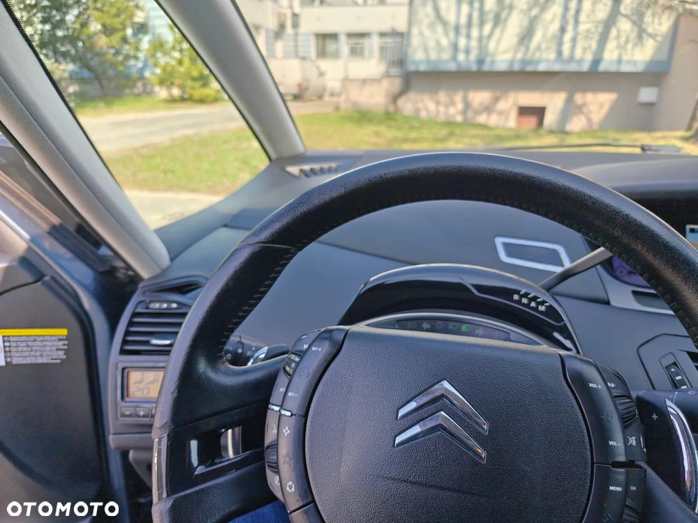 Citroën C4 Grand Picasso - 15