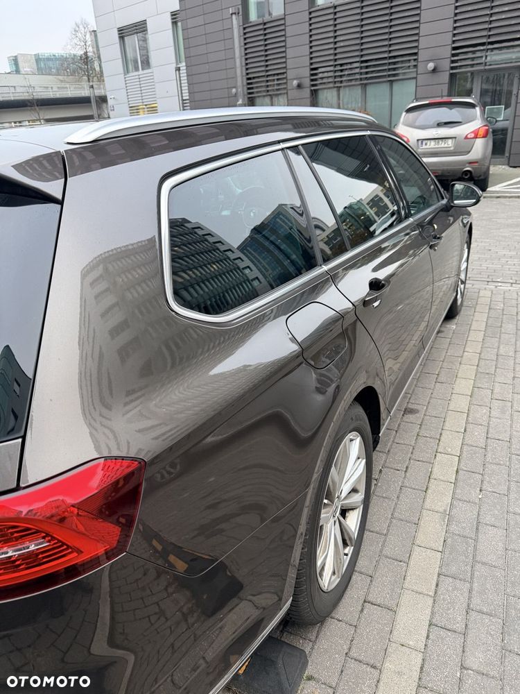 Volkswagen Passat 1.6 TDI SCR DSG Business - 23