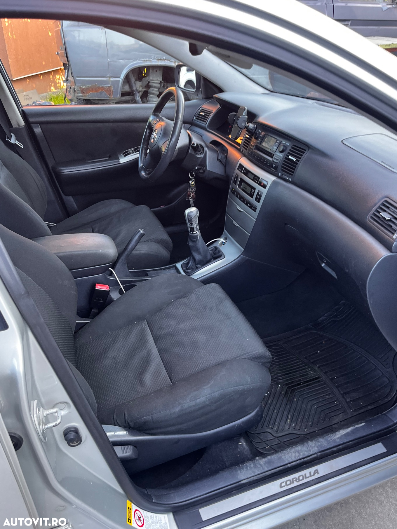 Toyota Corolla 2.0 D H/B Sol - 6