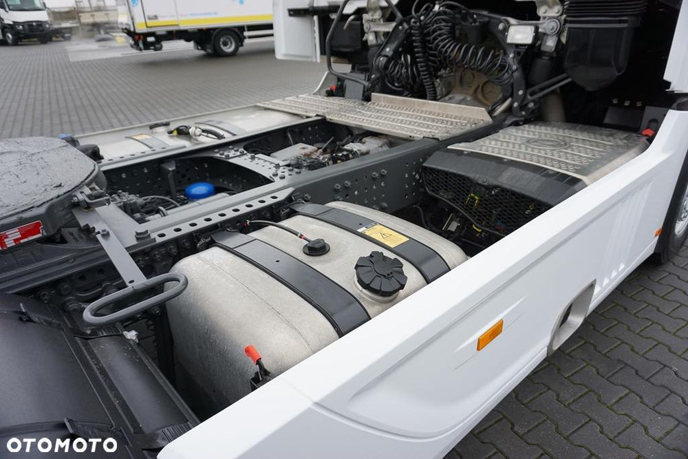 Mercedes-Benz / ACTROS L / 1851 / E 6 / MP 5 / RETARDER / GIGA SPACE - 15