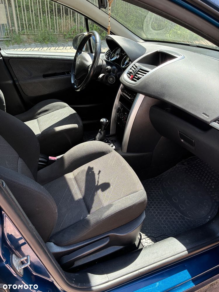 Peugeot 207 1.4 Trendy - 9