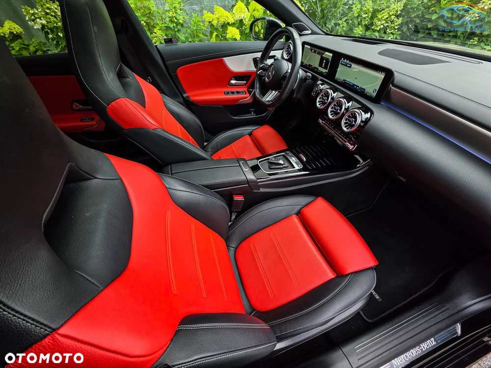 Mercedes-Benz CLA 200 AMG Line 7G-DCT - 20