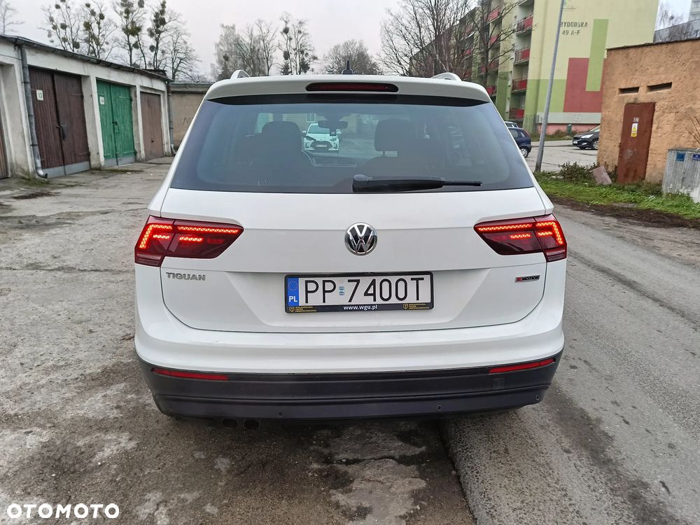 Volkswagen Tiguan - 4