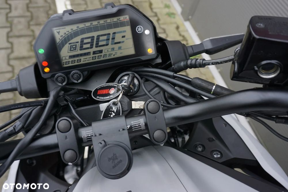 Yamaha MT - 19