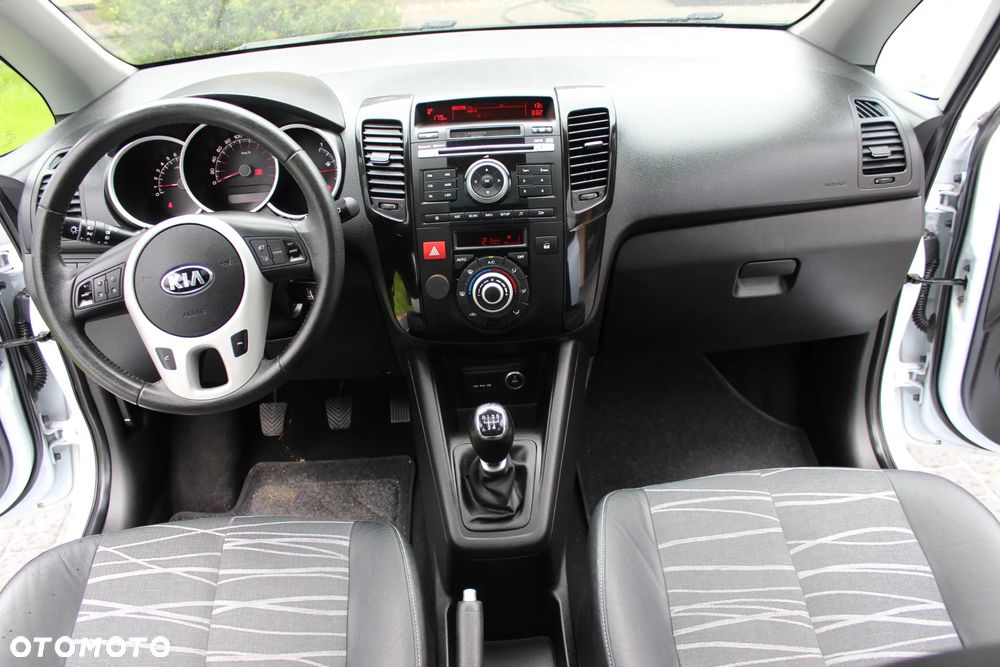 Kia Venga 1.4 S - 25