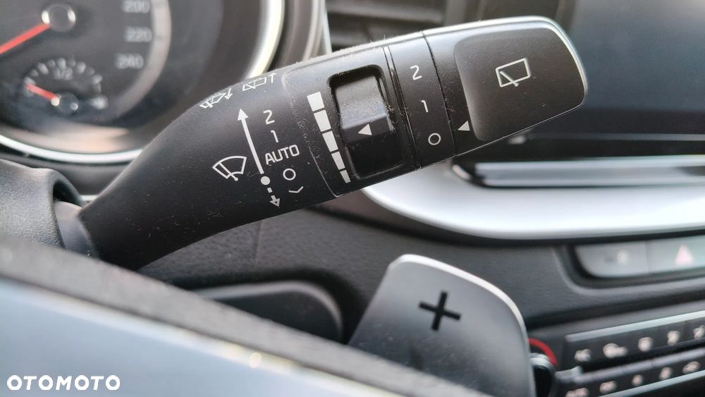 Kia XCeed 1.6 CRDi SCR L DCT - 19