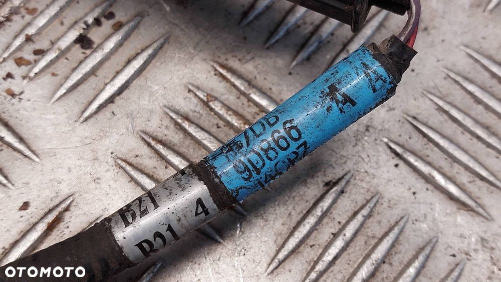 FILTR WĘGLOWY FORD TAURUS IV 3.0 V6 - 3