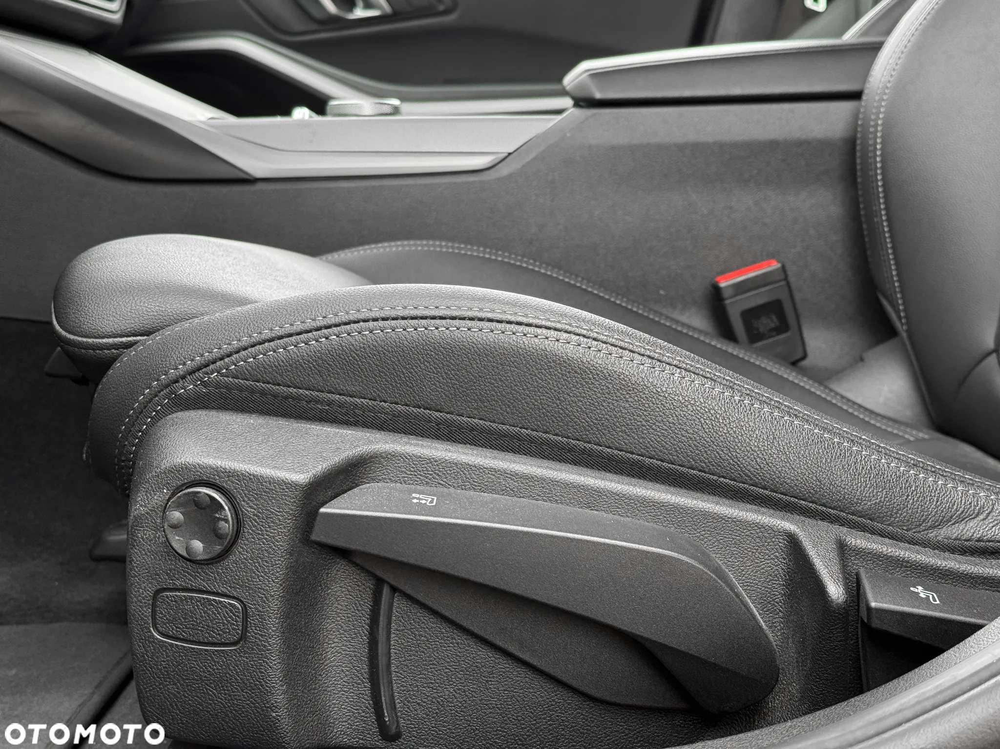 BMW Seria 3 318d Advantage - 27