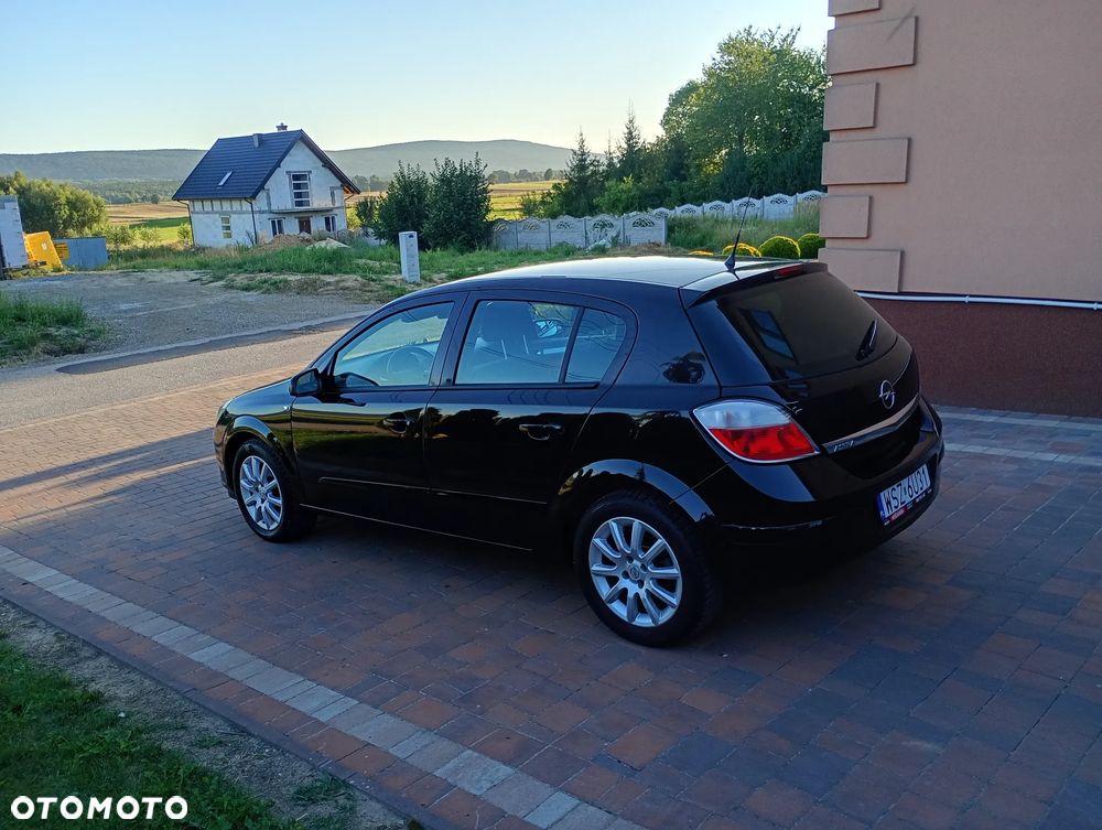 Opel Astra 1.4 NJoy - 2