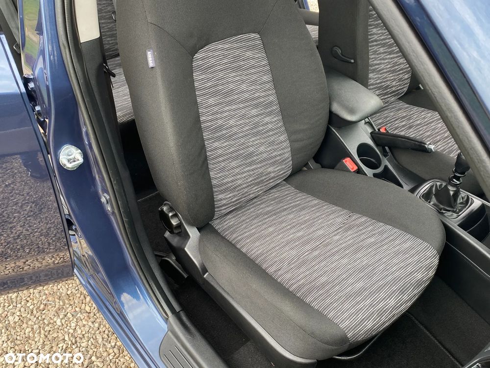 Kia Ceed 1.4 CVVT Attract - 37
