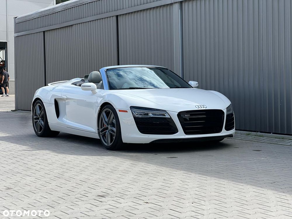 Audi R8 Spyder 4.2 Quattro S tronic - 1