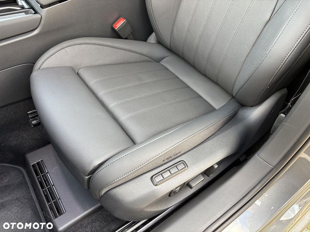 Skoda Superb 1.5 TSI L&K DSG - 12