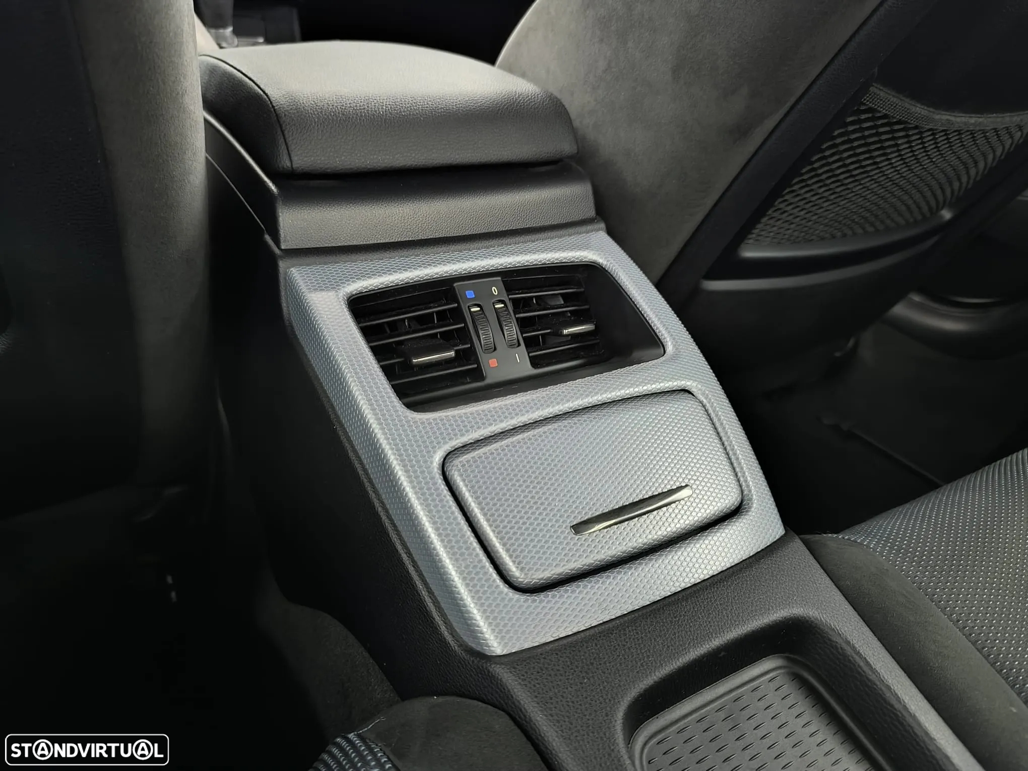 BMW 320 d Coupe - 30